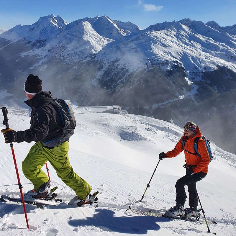   Privately guided ski tours by the Pettneu am Arlberg ski school