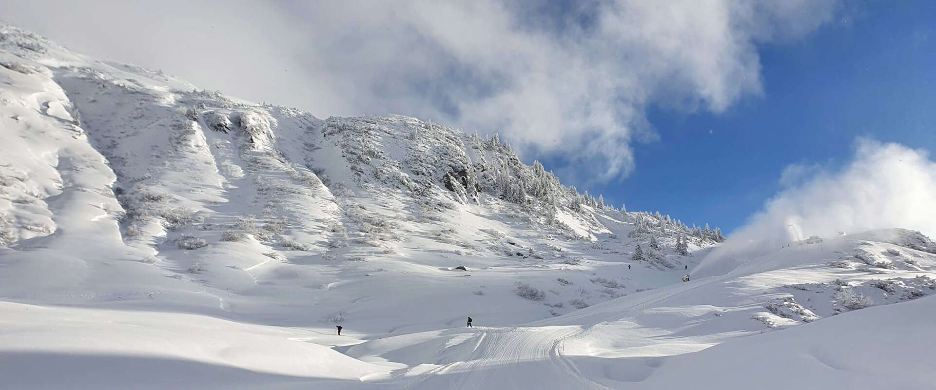 Arlberg ski area with guided ski tours